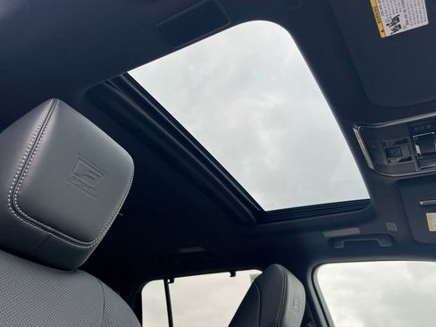 New 2025 Lexus LX 700h F Sport image 17