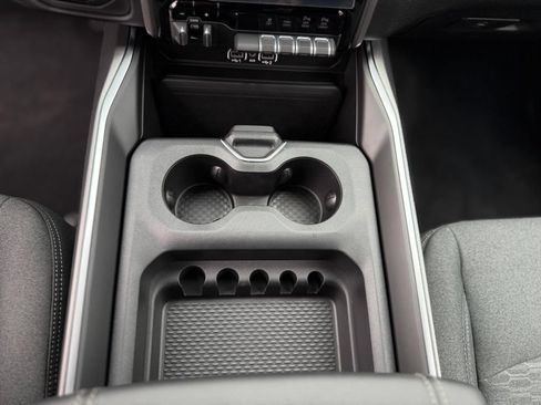 New 2026 RAM 2500 Big Horn AWD/4WD image 29