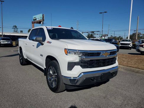 Certified 2025 Chevrolet Silverado 1500 LT image 8