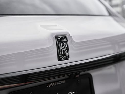 Used 2025 Rolls-Royce Cullinan Black Badge AWD/4WD image 12