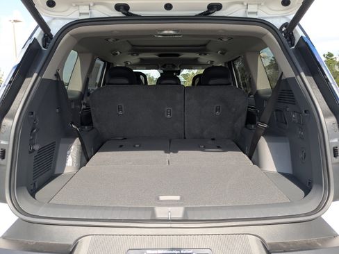 New 2026 Kia EV9 Wind image 15