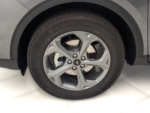 New 2026 Ford Escape ST-Line w/ Tech Pack #1 image 9