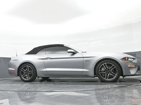Used 2022 Ford Mustang GT Premium w/ Equipment Group 401A RWD image 25