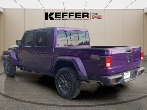 New 2026 Jeep Gladiator Sport image 3