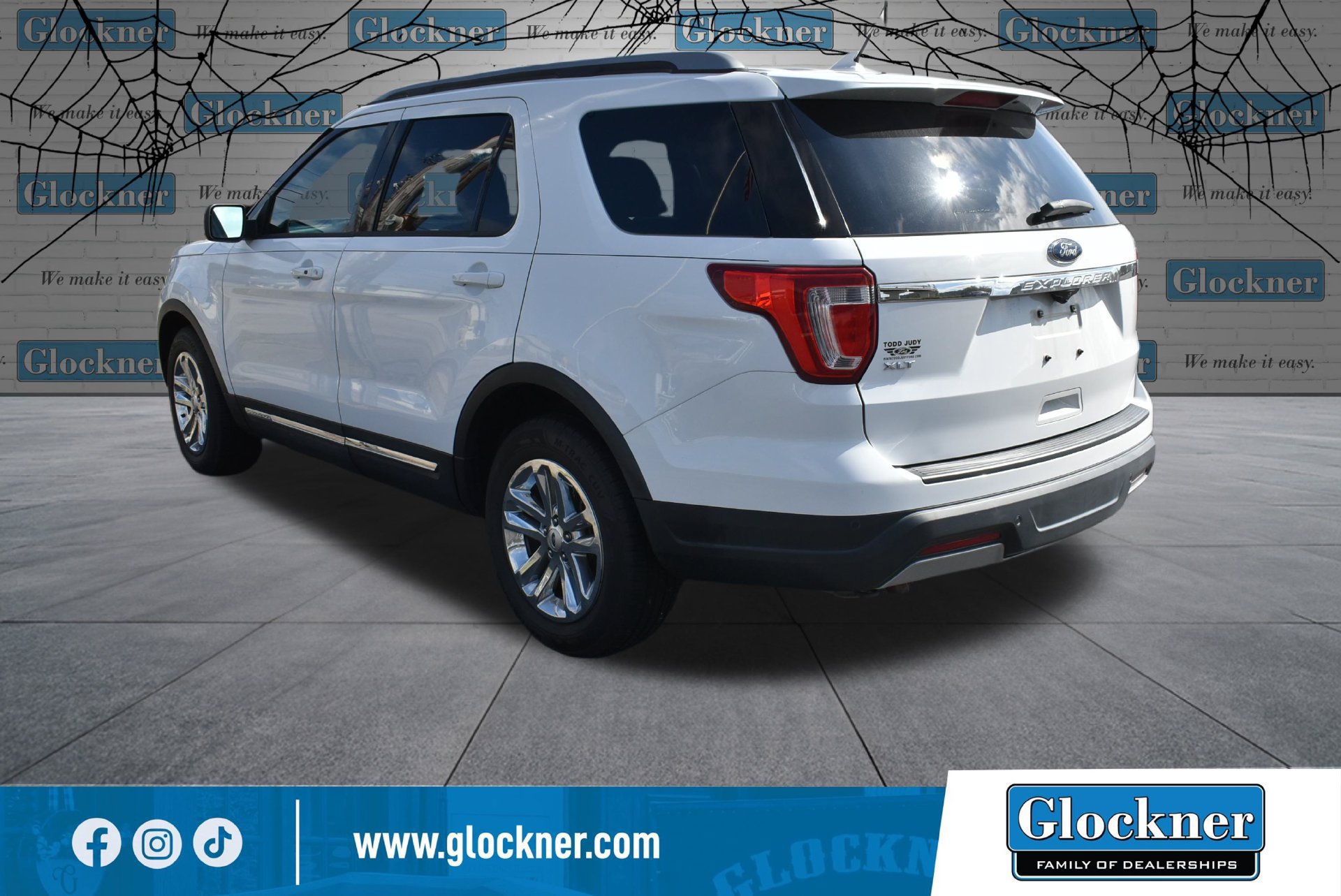 Used 2019 Ford Explorer XLT w/ Equipment Group 201A FWD image 15