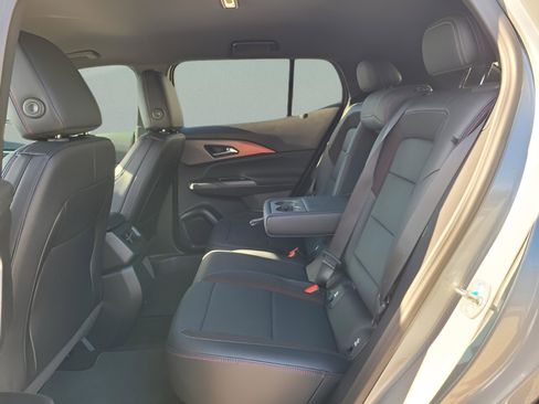 New 2026 Chevrolet Equinox EV RS image 7