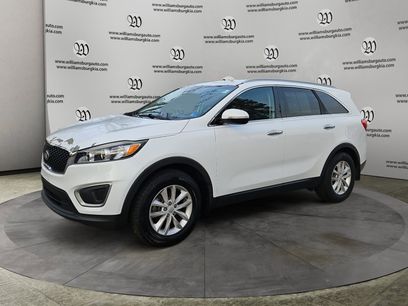 Used 2016 Kia Sorento LX w/ LX Convenience Package