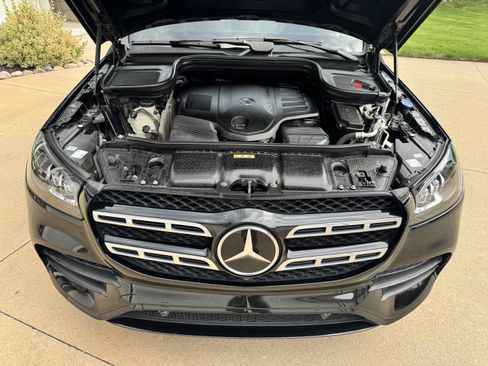 Used 2022 Mercedes-Benz GLS 450 4MATIC w/ AMG Line Exterior image 30