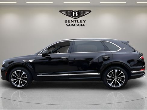 Used 2025 Bentley Bentayga Extended Wheelbase AWD/4WD image 5