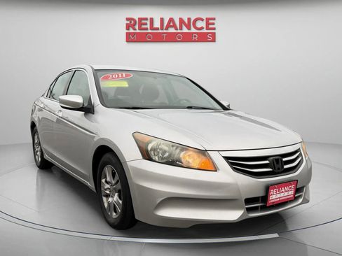 Used 2011 Honda Accord SE image 8