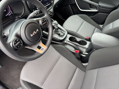 Used 2023 Kia Soul LX w/ Option Group 015 image 10