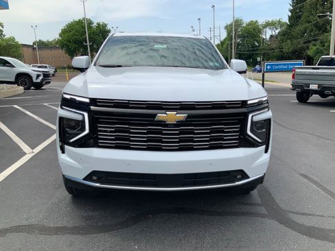 New 2026 Chevrolet Tahoe High Country AWD/4WD image 2