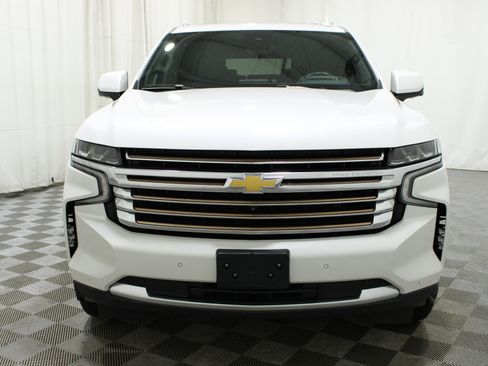 Used 2024 Chevrolet Suburban High Country w/ Advanced Technology Package AWD/4WD image 46
