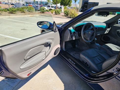 Used 2004 Porsche 911 Carrera image 19