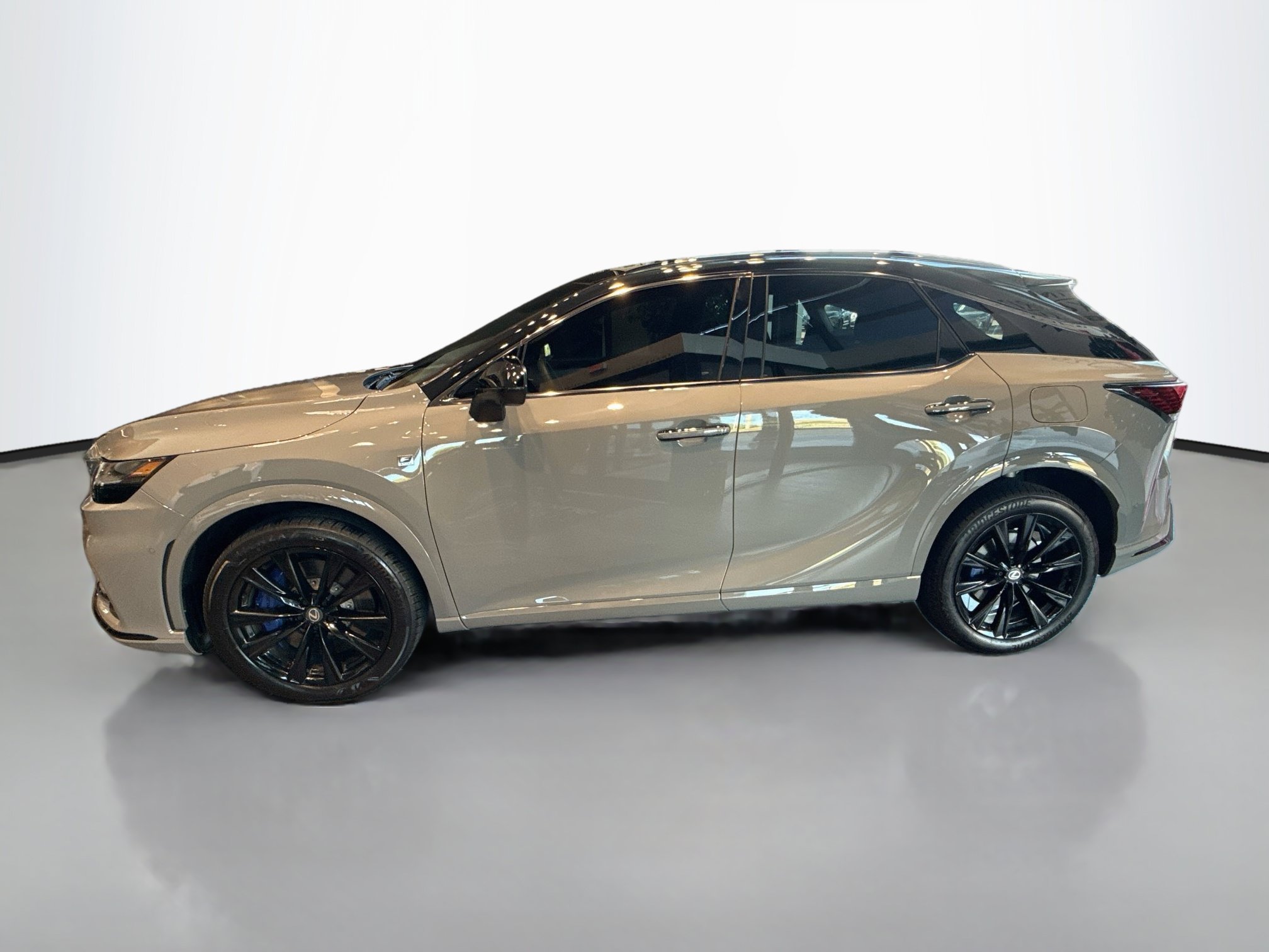 New 2026 Lexus RX 500h F Sport w/ Convenience Package AWD/4WD image 4