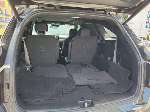 Used 2025 Kia Sorento SX Prestige AWD/4WD image 15