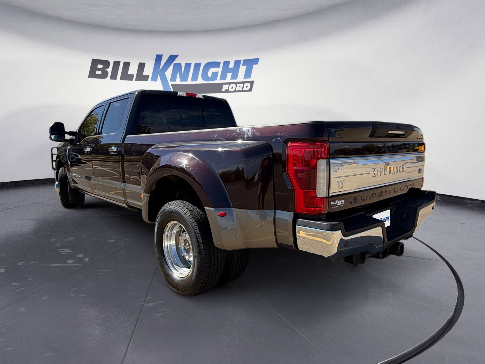 Used 2019 Ford F350 King Ranch w/ King Ranch Ultimate Package RWD image 3