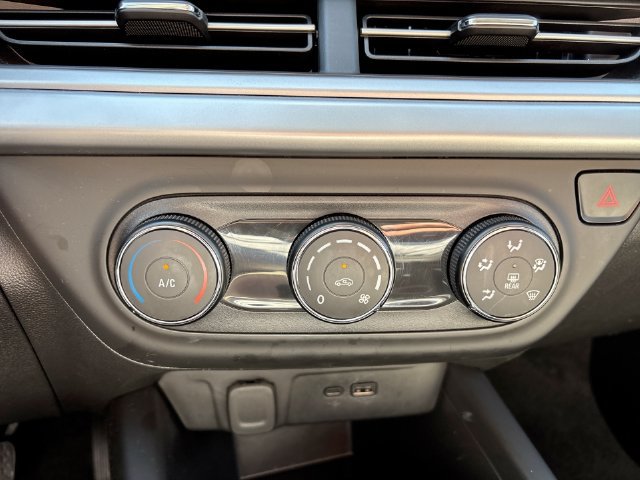 Used 2026 Chevrolet Trax LS FWD image 19