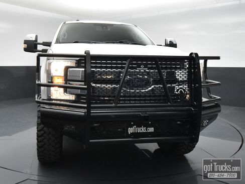 Used 2018 Ford F250 Lariat w/ Lariat Ultimate Package image 51