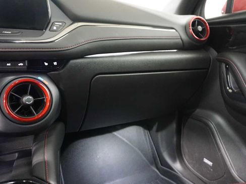 Certified 2025 Chevrolet Blazer RS w/ Driver Confidence II Package image 18