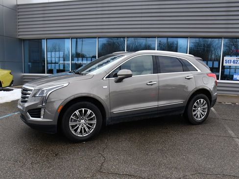 Used 2018 Cadillac XT5 Luxury w/ LPO, Wheel Lock Package image 2