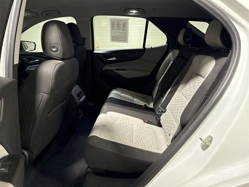 Used 2020 Chevrolet Equinox LS image 22