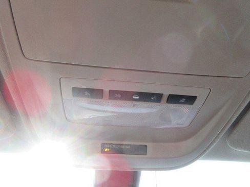 Used 2017 Chevrolet Colorado LT w/ LT Convenience Package image 17