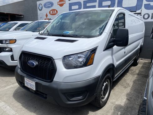 Used 2023 Ford Transit 250 Low Roof RWD image 2