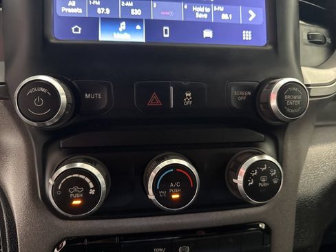 Used 2022 RAM 4500 Tradesman w/ Chrome Appearance Group AWD/4WD image 28