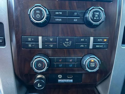 Used 2012 Ford F150 Lariat w/ Lariat Plus Pkg image 21