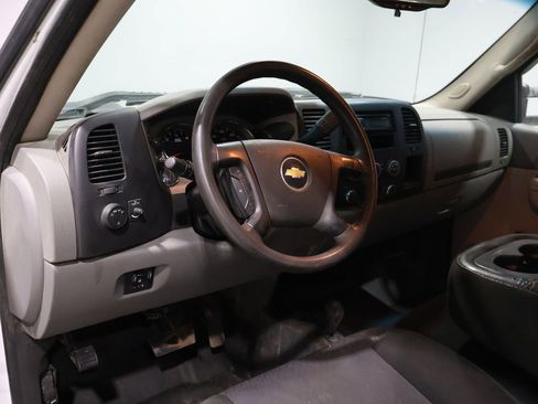 Used 2010 Chevrolet Silverado 2500 W/T image 16