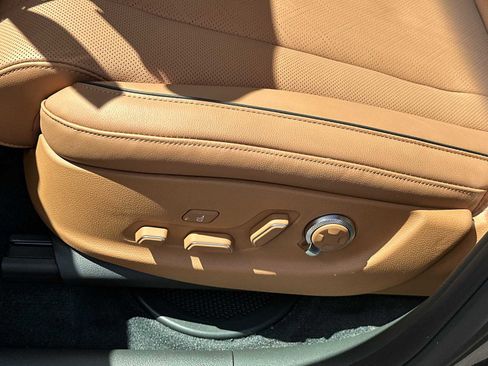 New 2026 Genesis GV80 2.5T Prestige AWD/4WD image 10