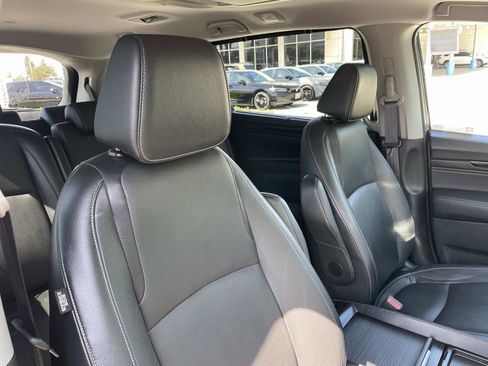 Certified 2023 Honda Odyssey Touring image 22