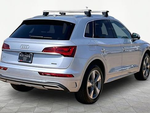 Used 2023 Audi Q5 2.0T Premium Plus w/ Premium Plus Package AWD/4WD image 2