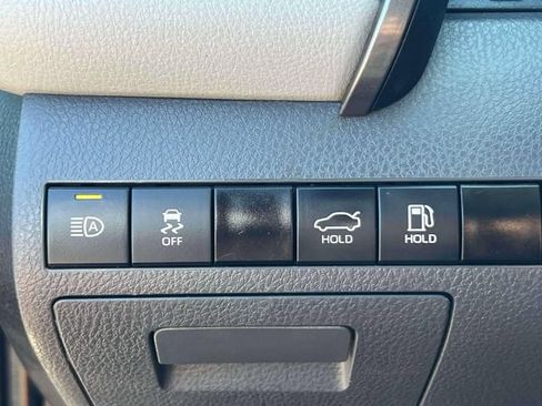Certified 2024 Toyota Camry SE FWD image 25
