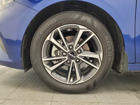 Used 2024 Kia Forte LXS w/ LXS Technology Package FWD image 31