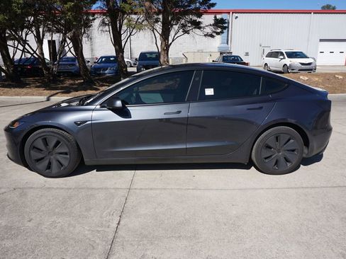 Used 2025 Tesla Model 3 Long Range image 21