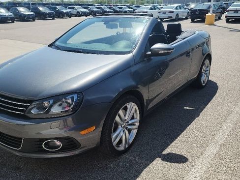 Used 2014 Volkswagen Eos Executive FWD image 1