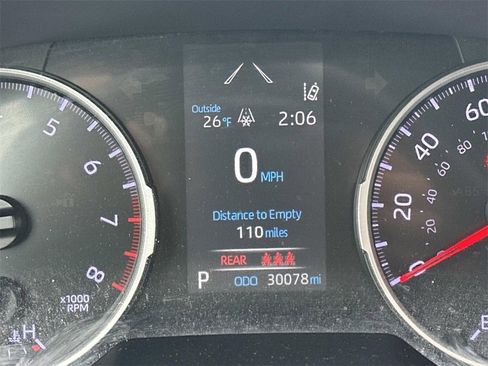 Used 2021 Toyota RAV4 LE image 20