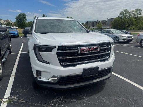 Used 2024 GMC Acadia Elevation w/ LPO, Floor Liner Package FWD image 4