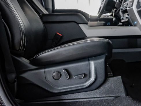 Used 2021 Ford F250 Lariat w/ Lariat Value Package image 33