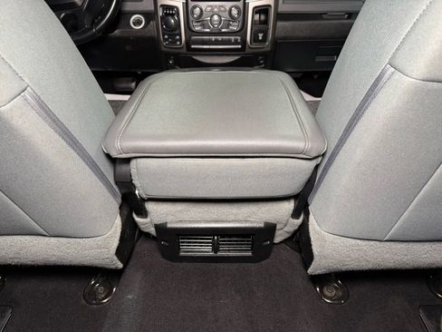 Used 2019 RAM 1500 Big Horn image 23
