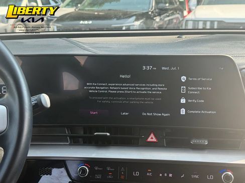 Used 2024 Kia Sportage EX AWD/4WD image 14