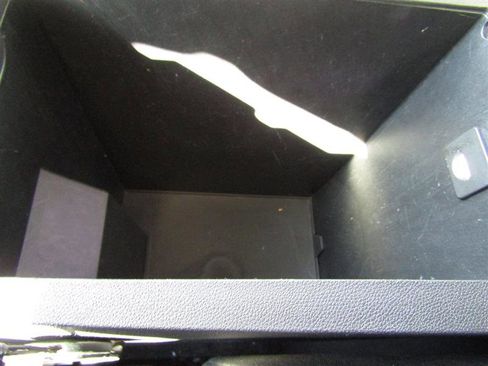 Used 2019 Chevrolet Equinox LT image 24