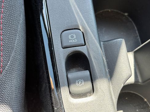 Used 2025 Toyota Corolla SE FWD image 12