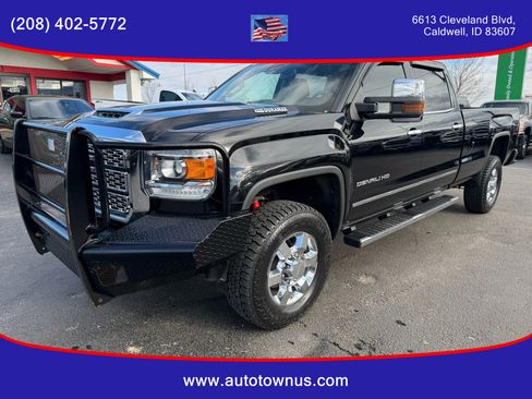 Used 2019 GMC Sierra 3500 Denali w/ Duramax Plus Package image 1