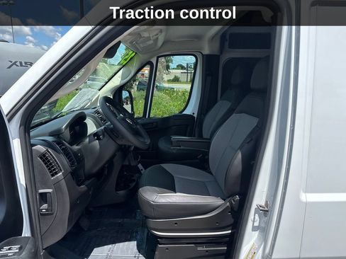 Used 2025 RAM ProMaster 2500 FWD image 12