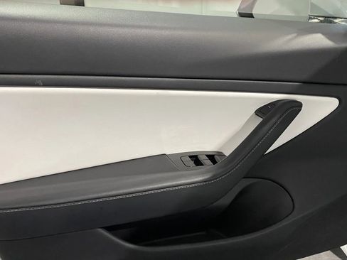 Used 2020 Tesla Model 3 Long Range image 12