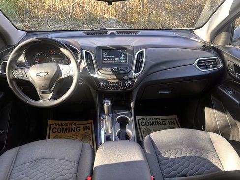 Used 2018 Chevrolet Equinox LT image 24
