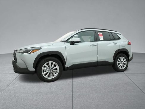 Used 2022 Toyota Corolla Cross LE w/ Moonroof Package FWD image 21